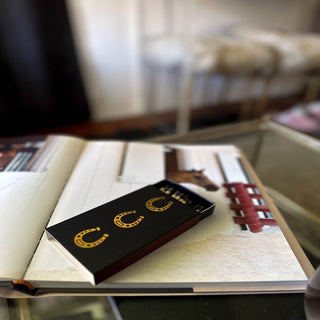 Black Oversized Horseshoe Matches- Black