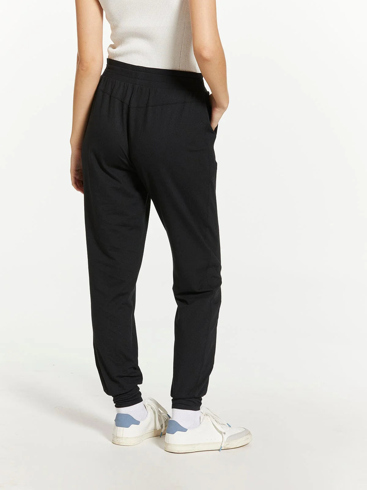 Junie Travel Jogger in Black