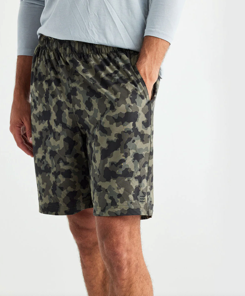 Men's Breeze Short 8" - Marshland Camo