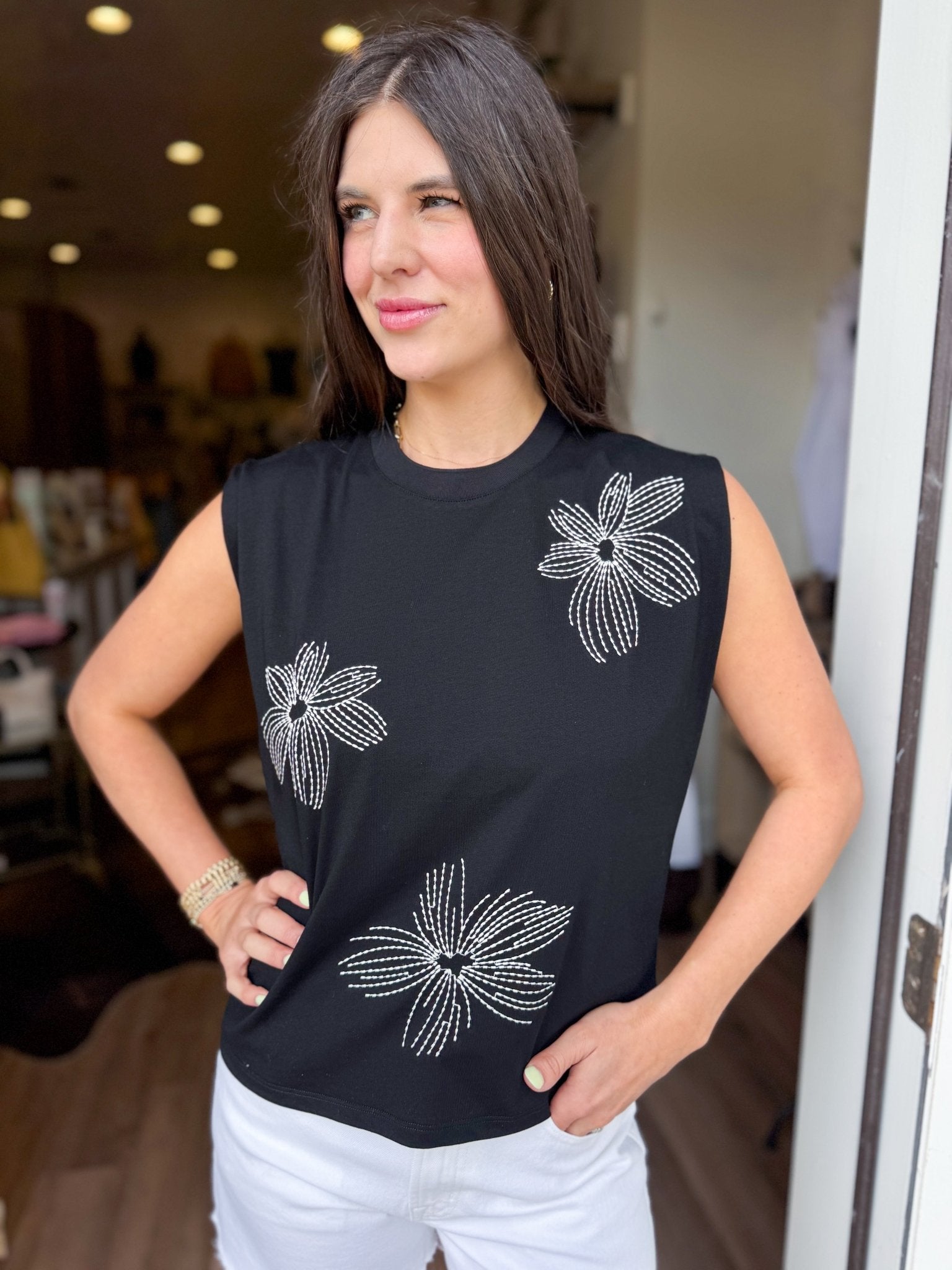 Black Dahlia Sleeveless Tee - Elk + Elm