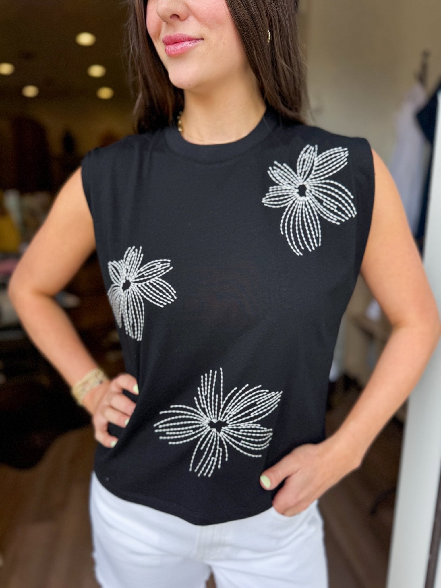 Black Dahlia Sleeveless Tee - Elk + Elm