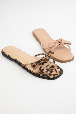 Ciara Sandals - Elk + Elm