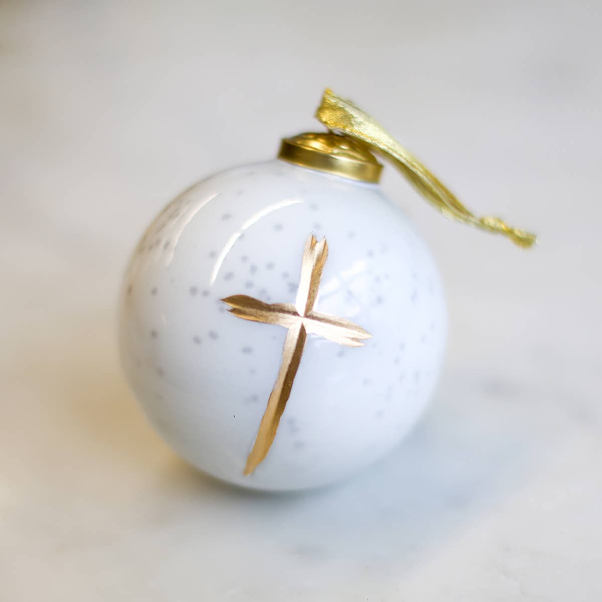 Cruix Glass Ball Ornament White/Gold 4" - Elk + Elm