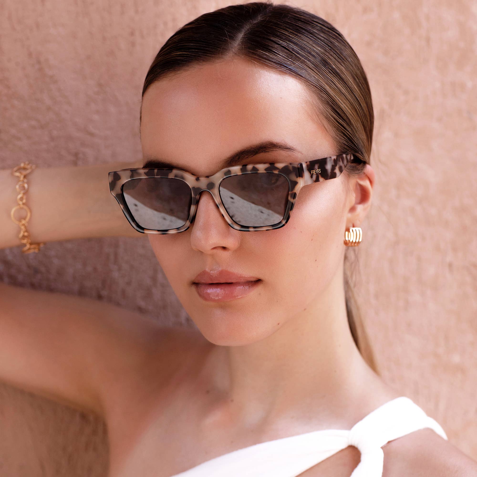 Hayden Acetate Unisex Rectangular Sunglasses - Milky Tortoise - Elk + Elm