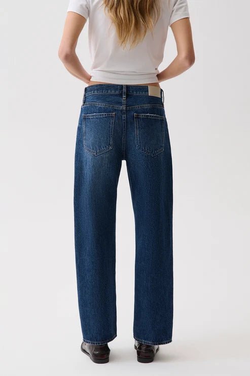 Lexi Mid Rise Bowed Straight - Elk + Elm