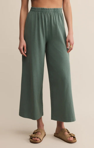 Scout Crop Flare Pant -Hunter Green