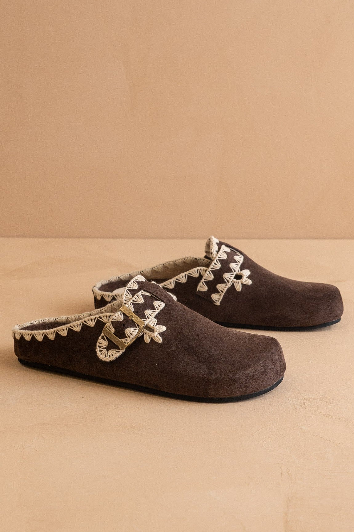Teri Buckle Mule - Elk + Elm