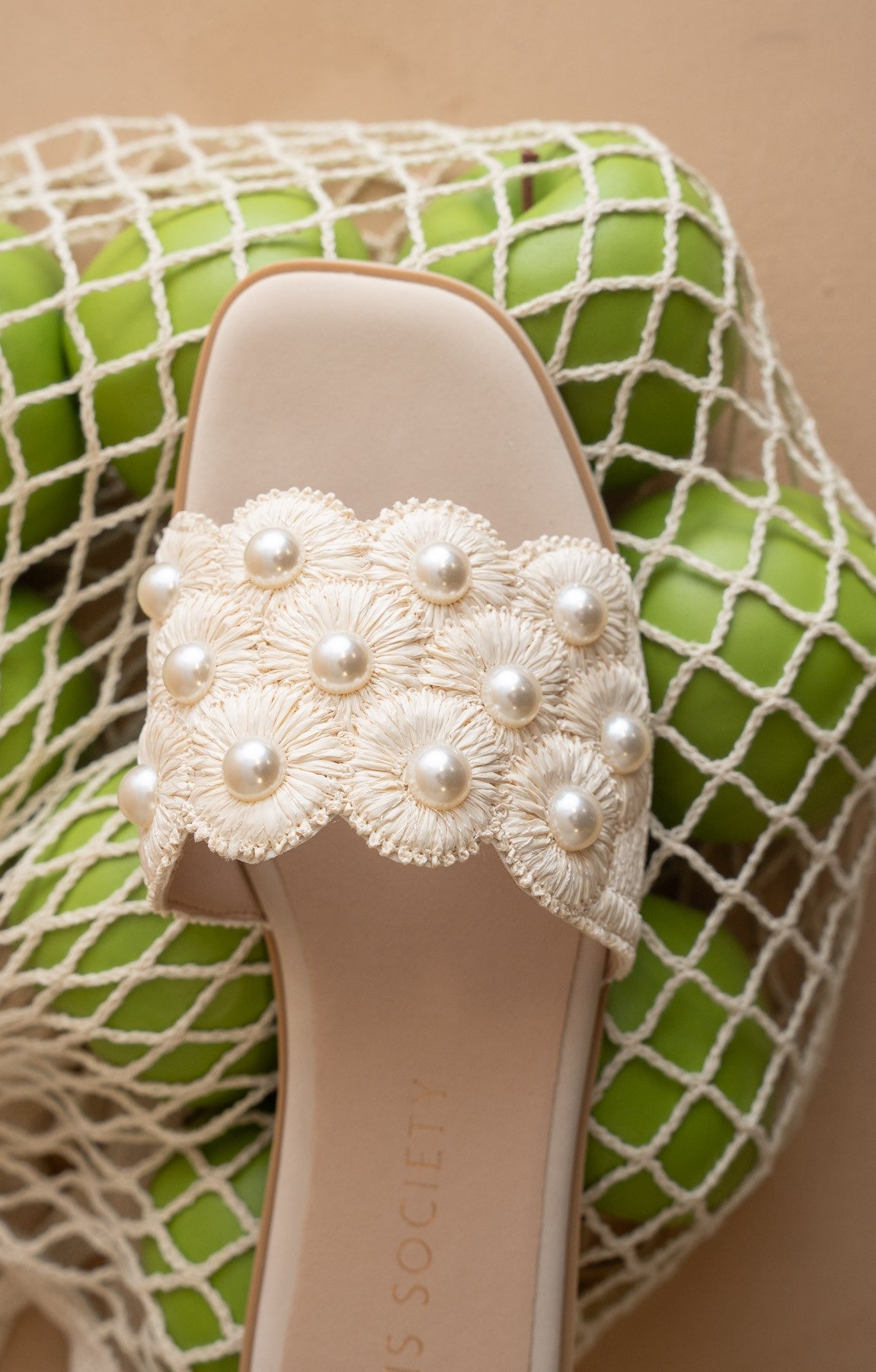 The Cathleen - Pearl Raffia Slide Sandal - Elk + Elm