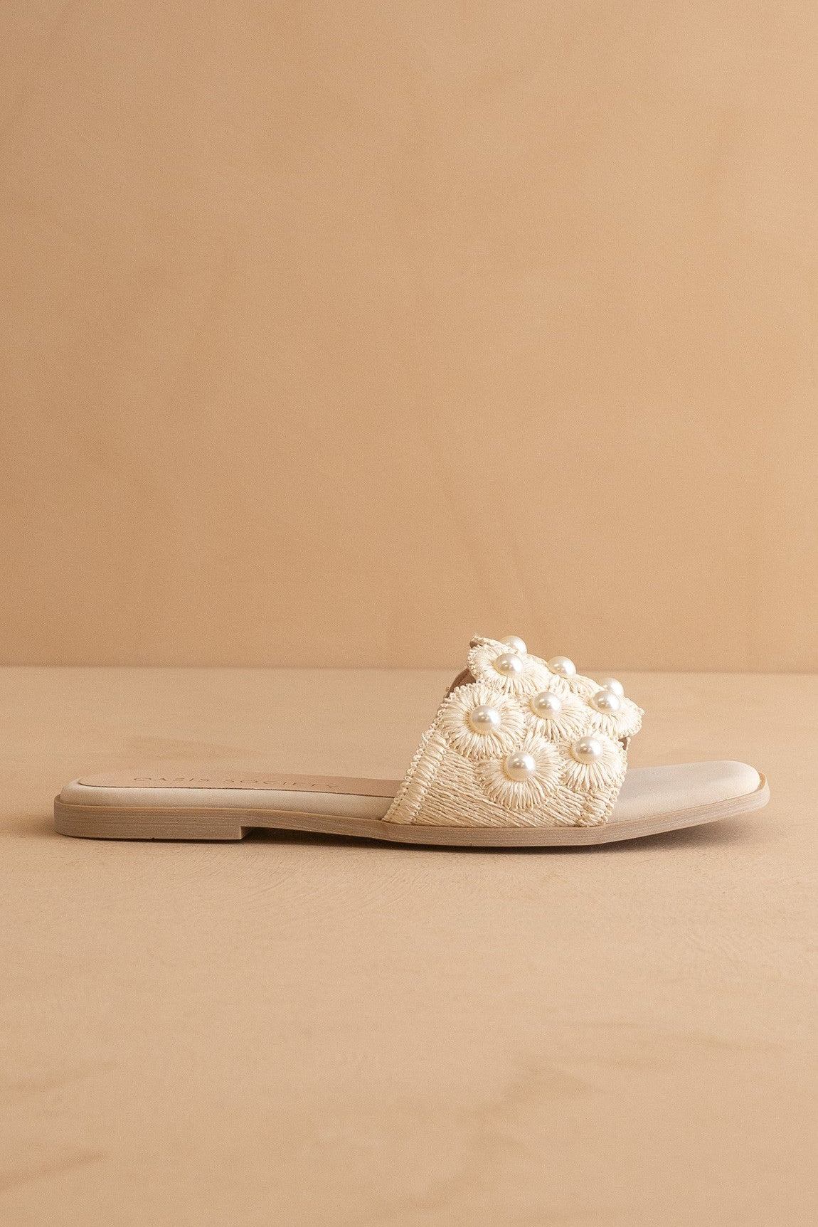 The Cathleen - Pearl Raffia Slide Sandal - Elk + Elm