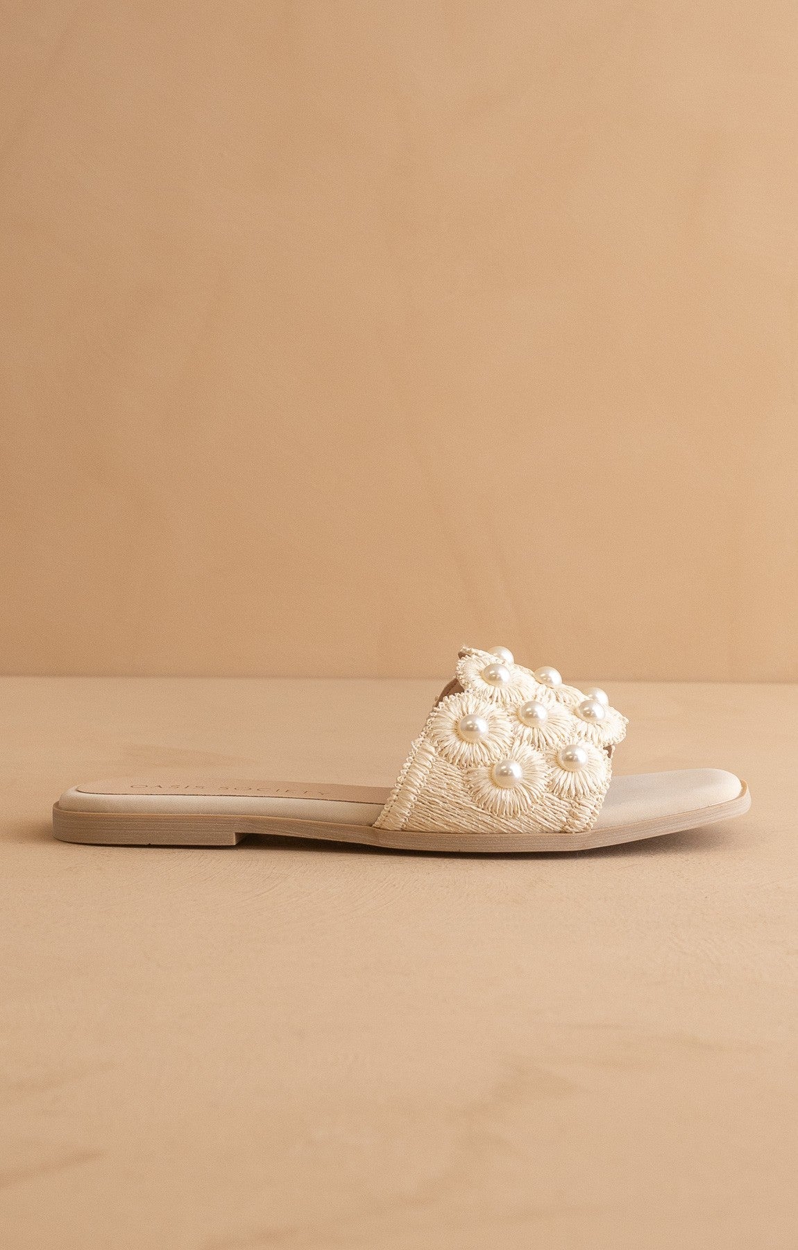 The Cathleen - Pearl Raffia Slide Sandal - Elk + Elm