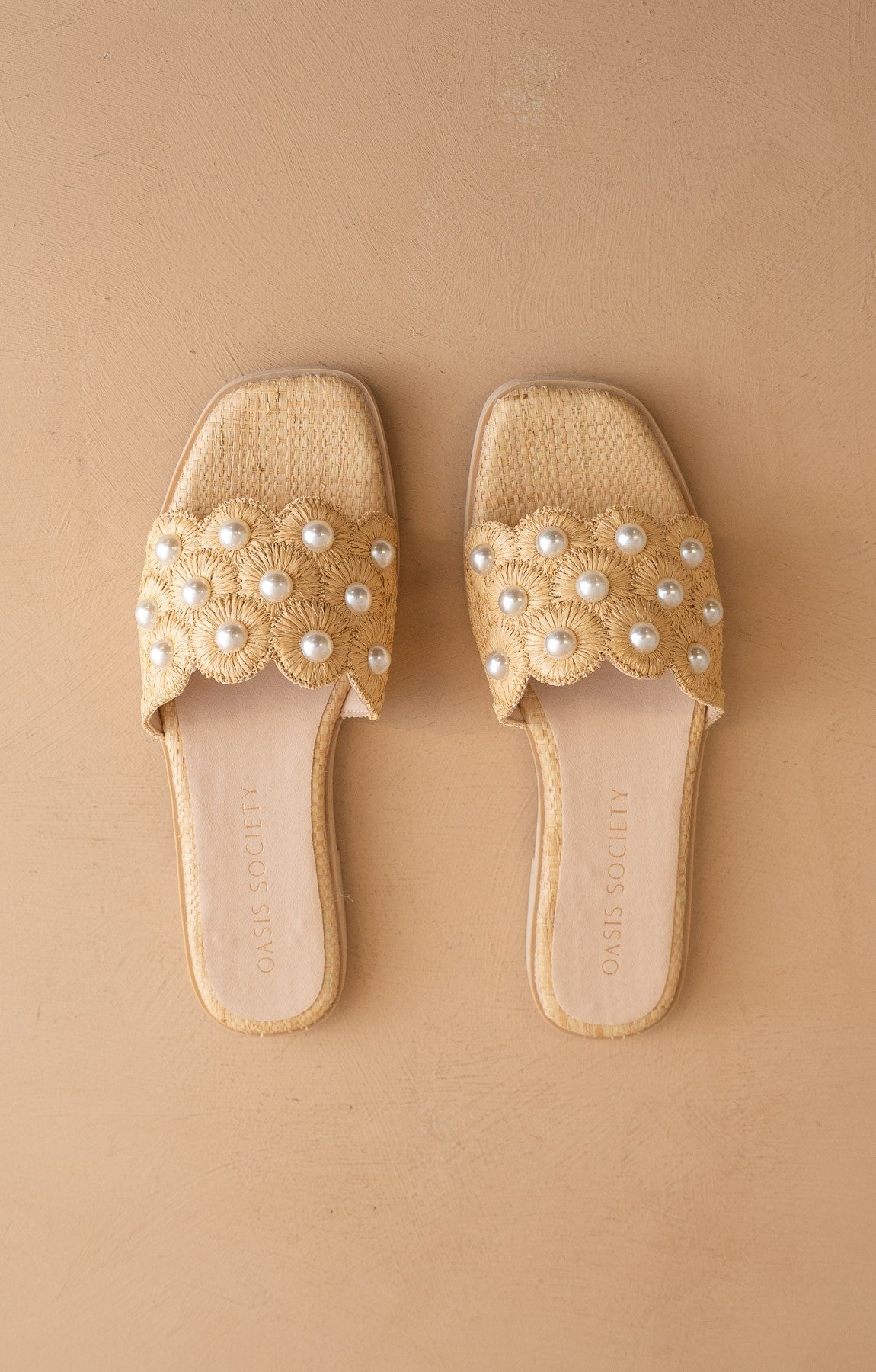 The Cathleen - Pearl Raffia Slide Sandal - Elk + Elm
