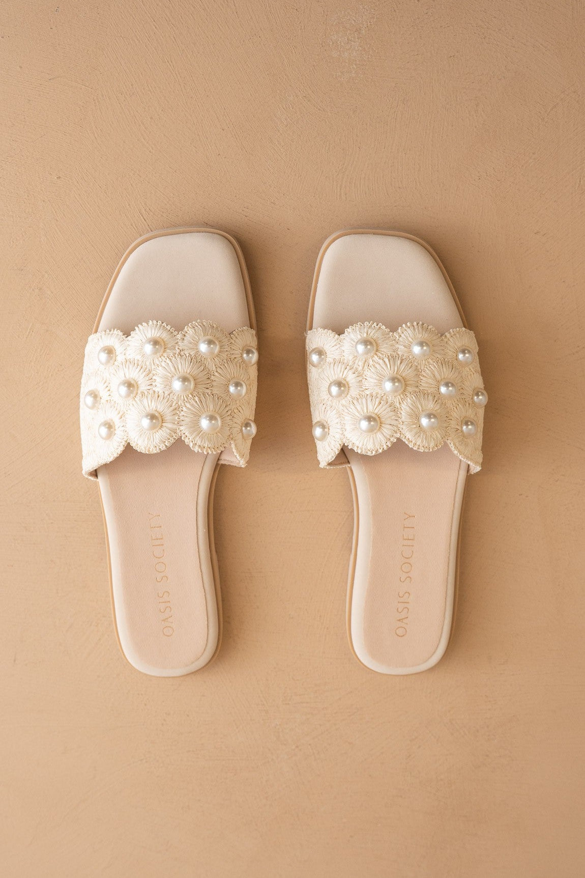 The Cathleen - Pearl Raffia Slide Sandal - Elk + Elm