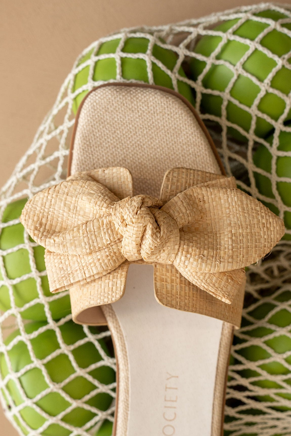 The Ginny Textured Bow Sandal - Natural - Elk + Elm