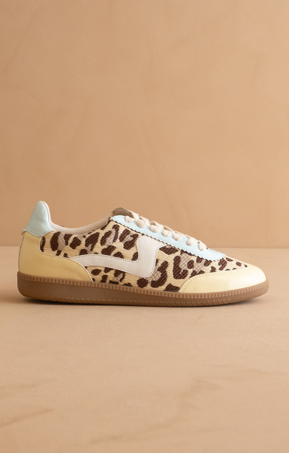 The Kyla - Classic Low Top Sneakers Baby Leopard - Elk + Elm