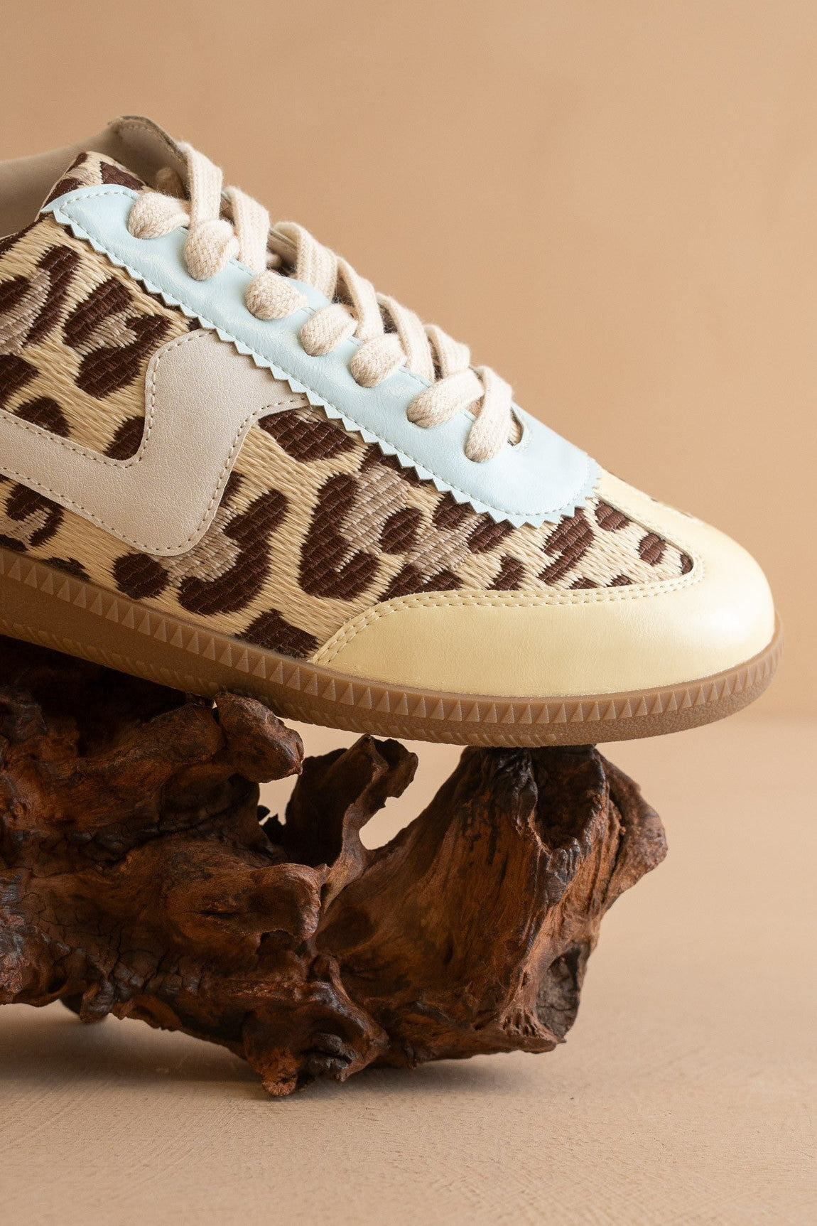 The Kyla - Classic Low Top Sneakers Baby Leopard - Elk + Elm